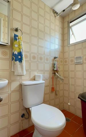 Apartamento à venda com 185m², 3 quartos e 3 vagas Apartamento à venda com 185m², 3 quartos e 3 vagasBanheiro de serviço
