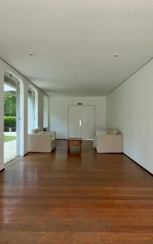 Apartamento à venda com 185m², 3 quartos e 3 vagas Apartamento à venda com 185m², 3 quartos e 3 vagasSalão de Festas