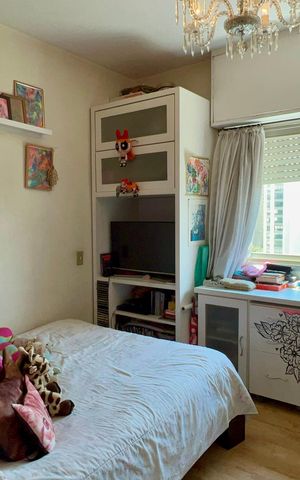 Apartamento à venda com 185m², 3 quartos e 3 vagas Apartamento à venda com 185m², 3 quartos e 3 vagasSuíte 2