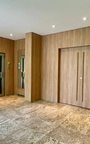 Apartamento à venda com 185m², 3 quartos e 3 vagas Apartamento à venda com 185m², 3 quartos e 3 vagasHall social