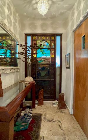Apartamento à venda com 185m², 3 quartos e 3 vagas Apartamento à venda com 185m², 3 quartos e 3 vagasHall de entrada