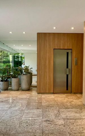 Apartamento à venda com 185m², 3 quartos e 3 vagas Apartamento à venda com 185m², 3 quartos e 3 vagasHall social