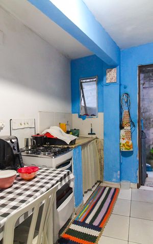 Casa à venda com 149m², 4 quartos e sem vaga Casa à venda com 149m², 4 quartos e sem vagaCozinha 3