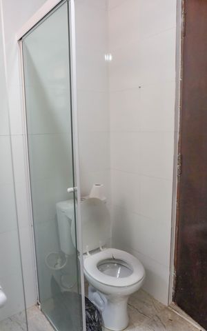 Casa para alugar com 240m², 3 quartos e 10 vagas Casa para alugar com 240m², 3 quartos e 10 vagasBanheiro 2