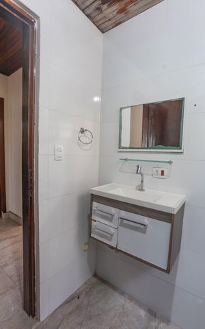 Casa para alugar com 240m², 3 quartos e 10 vagas Casa para alugar com 240m², 3 quartos e 10 vagasBanheiro 2