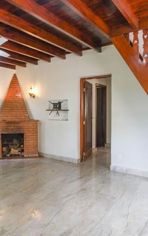 Casa para alugar com 240m², 3 quartos e 10 vagas Casa para alugar com 240m², 3 quartos e 10 vagasSala 1