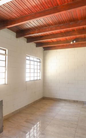 Casa para alugar com 240m², 3 quartos e 10 vagas Casa para alugar com 240m², 3 quartos e 10 vagasCozinha