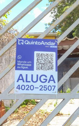 Casa para alugar com 240m², 3 quartos e 10 vagas Casa para alugar com 240m², 3 quartos e 10 vagasPlaca
