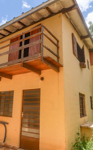 Casa para alugar com 240m², 3 quartos e 10 vagas Casa para alugar com 240m², 3 quartos e 10 vagasQuintal