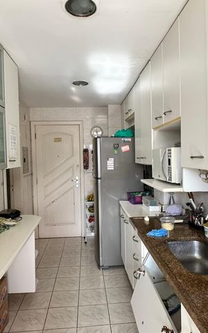Apartamento à venda com 106m², 2 quartos e 1 vagaCozinha