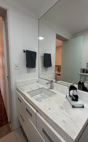 Casa à venda com 136m², 2 quartos e 3 vagas Casa à venda com 136m², 2 quartos e 3 vagasBanheiro da Suíte 2