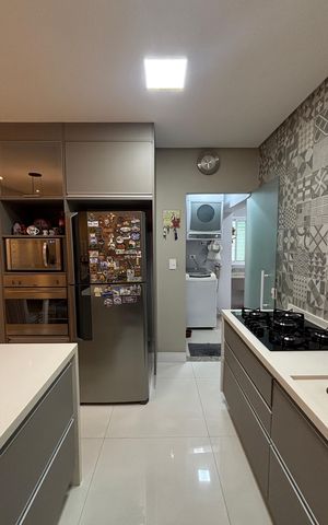 Casa à venda com 136m², 2 quartos e 3 vagas Casa à venda com 136m², 2 quartos e 3 vagasSala - Cozinha