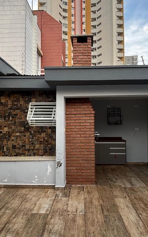 Casa à venda com 136m², 2 quartos e 3 vagas Casa à venda com 136m², 2 quartos e 3 vagasQuintal