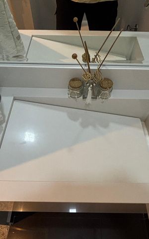 Casa à venda com 136m², 2 quartos e 3 vagas Casa à venda com 136m², 2 quartos e 3 vagasLavabo