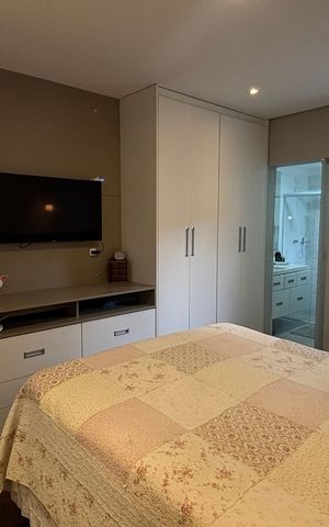 Casa à venda com 136m², 2 quartos e 3 vagas Casa à venda com 136m², 2 quartos e 3 vagasSuíte 2