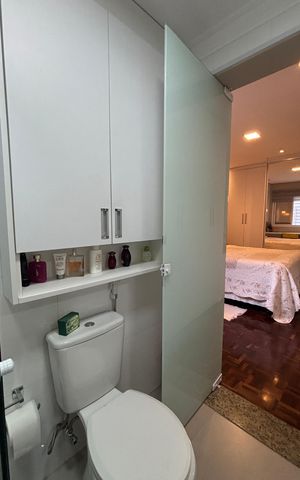 Casa à venda com 136m², 2 quartos e 3 vagas Casa à venda com 136m², 2 quartos e 3 vagasBanheiro da Suíte 2