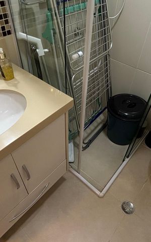 Casa à venda com 136m², 2 quartos e 3 vagas Casa à venda com 136m², 2 quartos e 3 vagasBanheiro da Suíte 1