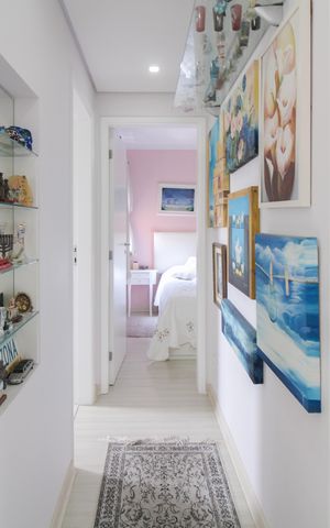 Apartamento à venda com 67m², 3 quartos e 1 vaga Apartamento à venda com 67m², 3 quartos e 1 vagaSala - Corredor