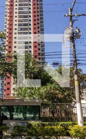 Apartamento à venda com 67m², 3 quartos e 1 vaga Apartamento à venda com 67m², 3 quartos e 1 vagaFachada
