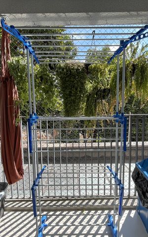 Apartamento à venda com 57m², 2 quartos e 1 vaga Apartamento à venda com 57m², 2 quartos e 1 vagaVaranda