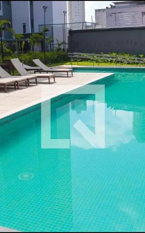 Apartamento à venda com 57m², 2 quartos e 1 vaga Apartamento à venda com 57m², 2 quartos e 1 vagaÁrea comum - Piscina