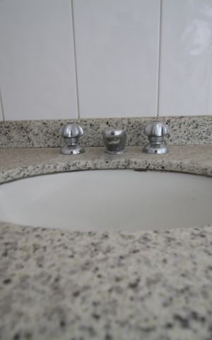 Apartamento à venda com 140m², 3 quartos e 3 vagasBanheiro Suíte 1