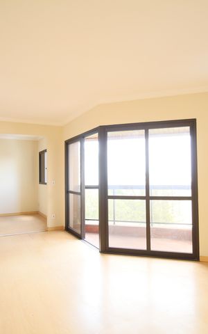 Apartamento à venda com 140m², 3 quartos e 3 vagasSala