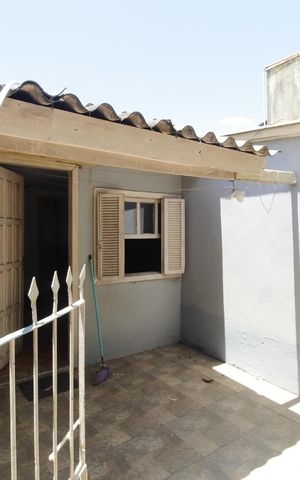 Casa à venda com 300m², 3 quartos e 2 vagasKitnet