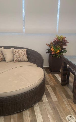 Apartamento à venda com 122m², 3 quartos e 1 vaga Apartamento à venda com 122m², 3 quartos e 1 vagaVaranda