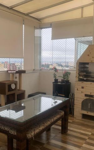 Apartamento à venda com 122m², 3 quartos e 1 vaga Apartamento à venda com 122m², 3 quartos e 1 vagaVaranda