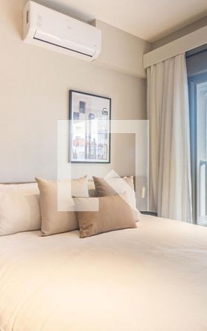 Apartamento para alugar com 34m², 1 quarto e sem vaga
