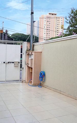 Casa à venda com 160m², 2 quartos e 2 vagas