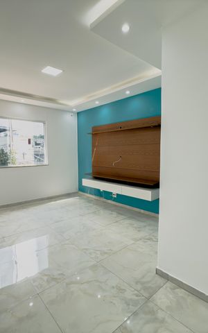 Casa à venda com 74m², 2 quartos e sem vaga Casa à venda com 74m², 2 quartos e sem vagaSala