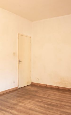 Casa à venda com 155m², 3 quartos e 2 vagasCopa