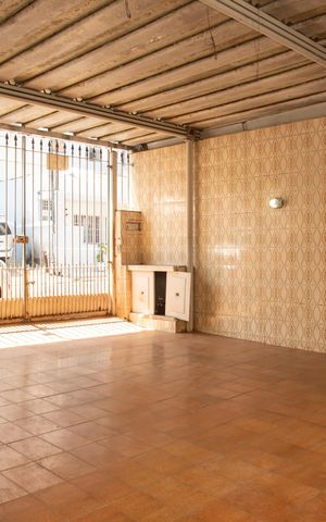 Casa à venda com 155m², 3 quartos e 2 vagasGaragem