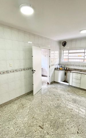 Casa à venda com 200m², 4 quartos e 3 vagasCozinha