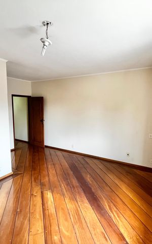 Casa à venda com 200m², 4 quartos e 3 vagasQuarto 3 Suite