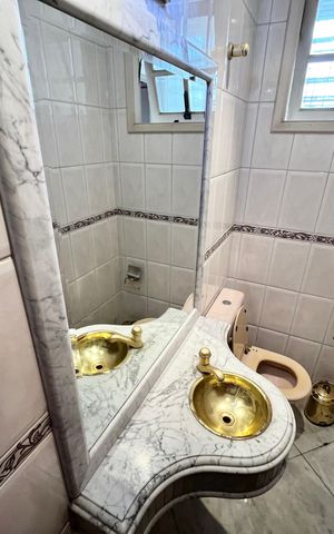 Casa à venda com 200m², 4 quartos e 3 vagasLavabo
