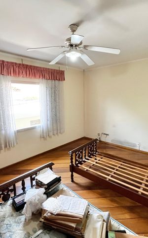 Casa à venda com 200m², 4 quartos e 3 vagasQuarto 1