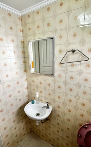 Casa à venda com 200m², 4 quartos e 3 vagasBanheiro de serviço