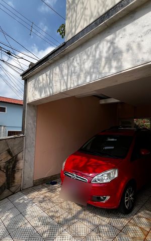 Casa à venda com 200m², 4 quartos e 3 vagasGaragem