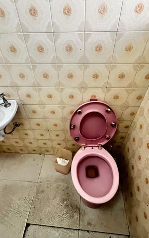 Casa à venda com 200m², 4 quartos e 3 vagasBanheiro de serviço
