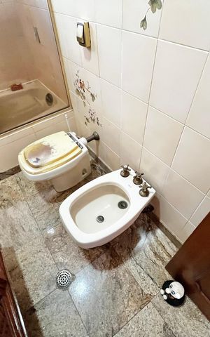 Casa à venda com 200m², 4 quartos e 3 vagasBanheiro da Suíte