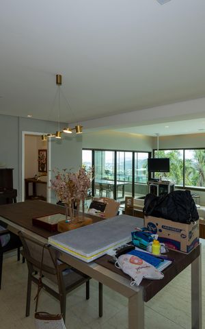 Casa de condomínio à venda com 500m², 4 quartos e 5 vagas Casa de condomínio à venda com 500m², 4 quartos e 5 vagasSala 2