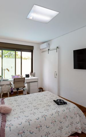 Casa de condomínio à venda com 500m², 4 quartos e 5 vagas Casa de condomínio à venda com 500m², 4 quartos e 5 vagasSuíte 3