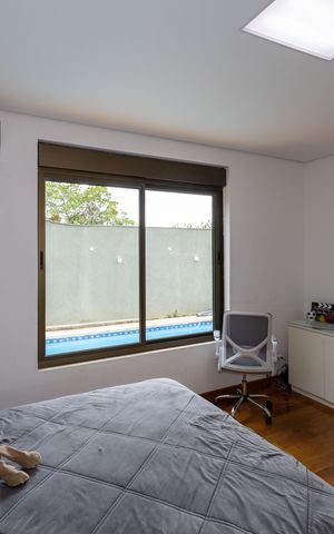 Casa de condomínio à venda com 500m², 4 quartos e 5 vagas Casa de condomínio à venda com 500m², 4 quartos e 5 vagasSuíte 4