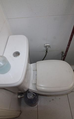 Casa à venda com 400m², 5 quartos e 2 vagasCasa 1 - Banheiro