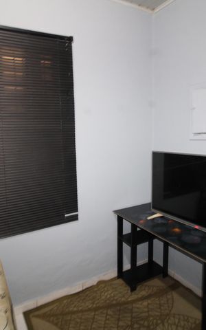 Casa à venda com 400m², 5 quartos e 2 vagasCasa 1 - Quarto 1