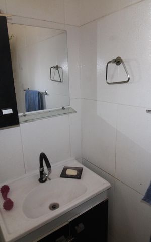 Casa à venda com 400m², 5 quartos e 2 vagasCasa 1 - Banheiro