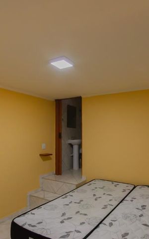 Casa à venda com 800m², 4 quartos e 6 vagas Casa à venda com 800m², 4 quartos e 6 vagasEdícula